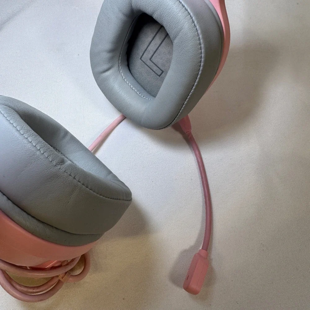 Edifier Hecate G2 II Gaming Headset Pink Wired USB Over Ear Headphones with Mic